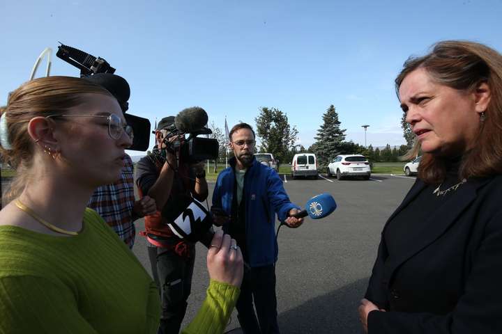 Segir Svandísi ljúga: „Hún er VÍST að láta undan hótunum“