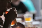 Lögreglan og landlæknir á móti áfengisfrumvörpum