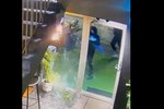 Býður 100.000 krónur fyrir upplýsingar um brunavarga – Myndskeið
