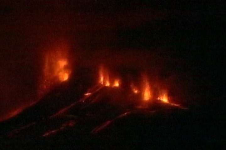 Hekla er tilbúin að gjósa