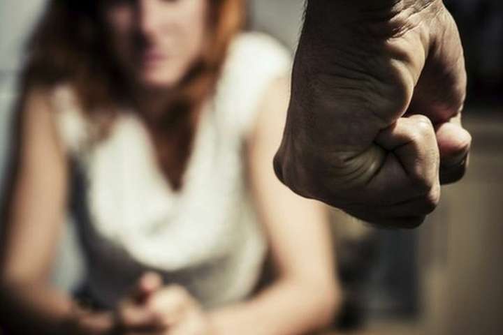 Tilkynningum um heimilisofbeldi fækkar á milli ára