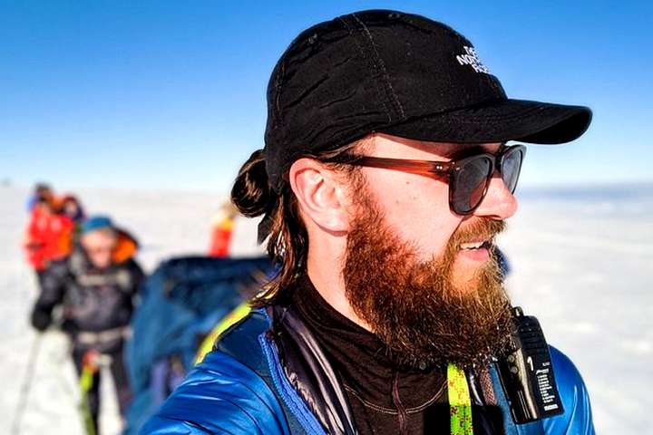 Tomasz þvertekur fyrir ásakanir um líkamlegt og kynferðislegt ofbeldi