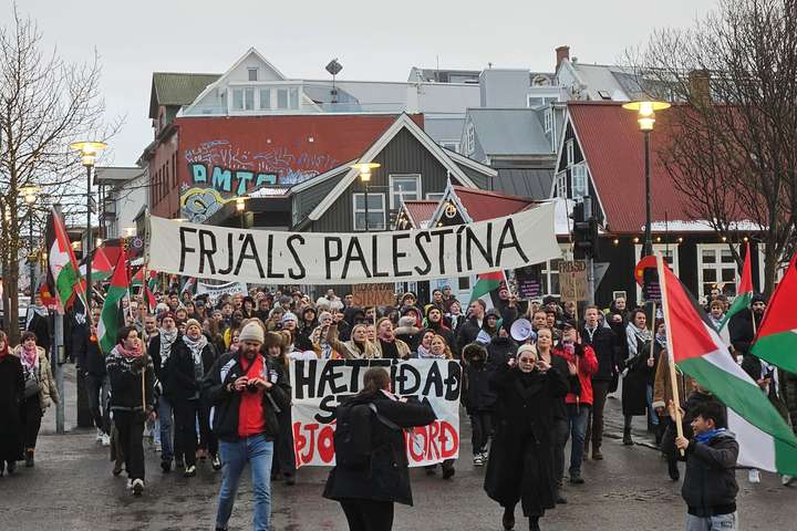 Fjölmargir mættu á kröfufund til stuðnings Palestínu: „Helför Ísraels á Gaza verður að stöðva!“