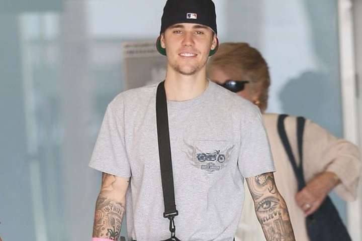 Justin Bieber klæddist þessum umdeildu skóm um helgina
