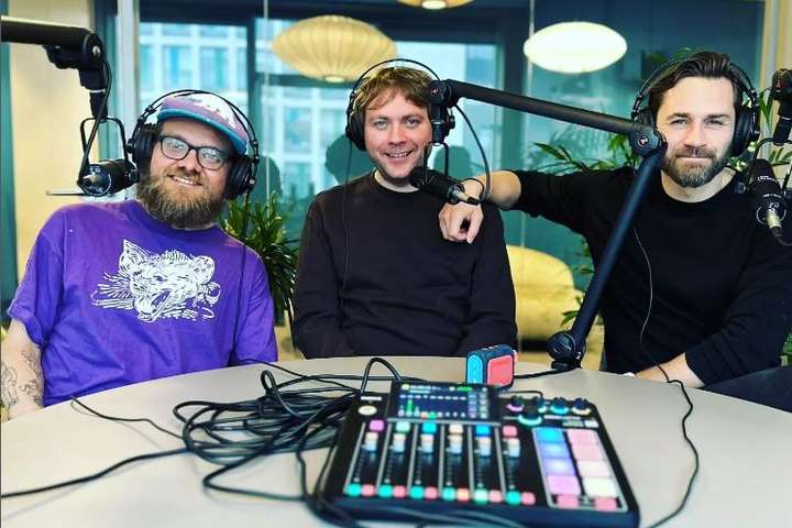 Samsærisþátturinn Álhatturinn mættur á svæðið: „Ég get alveg verið vel geðveikur varðandi sumt.“