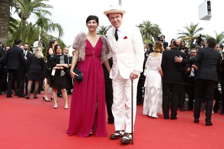 Ólíkir feðgar – Netverjar eru að missa sig yfir syni John C. Reilly