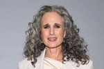 Andie MacDowell greindist með peruvöðvaheilkenni: „Hélt að ég væri bókstaflega að detta í sundur“