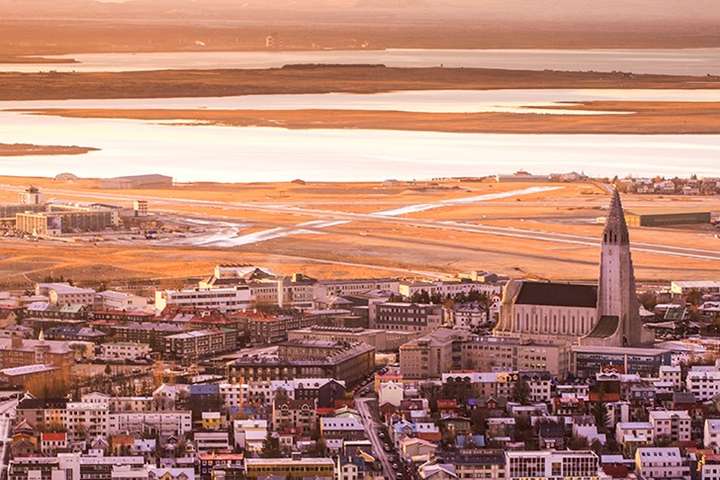 Mikilvægi Reykjavíkurflugvallar viðurkennt – Meirihlutinn: „Við ætlum að virða alla samninga… “