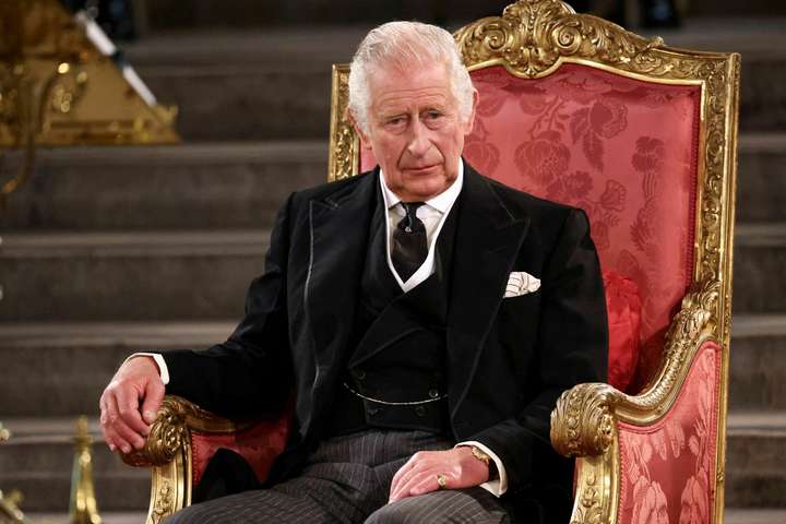 Karl III rýfur þögnina eftir krabbameinsgreininguna: „Góðar hugsanir hin mesta huggun og uppörvun“