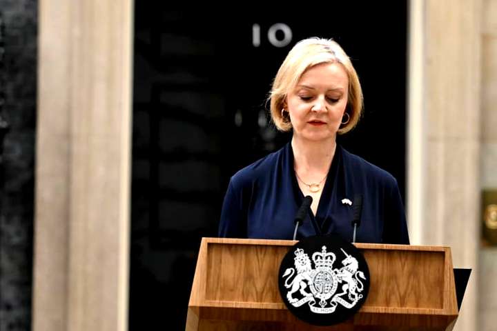 Liz Truss segir af sér eftir einungis 45 daga í embætti: Stysta valdatíð í sögu landsins