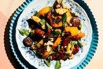 Sumarlegt kínóasalat með fetosti og kryddjurtum