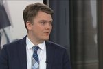 Andrés Ingi skýtur föstum skotum á Útlendingastofnun og dómsmálaráðherra