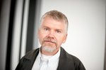 Tilnefndur meðal 8 bestu rithöfunda í heimi – „Hefur ekki staðið á torgum og kallað eftir hrósi“