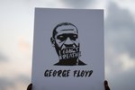 George Floyd jarðaður í dag