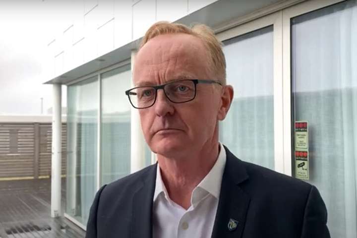 Kjartan bæjarstjóri kominn í veikindaleyfi – Greindist með krabbamein í sumar