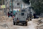 Ísraelsher skaut og særði 65 ára Palestínumann – Tólf verið drepnir frá byrjun vopnahlésins