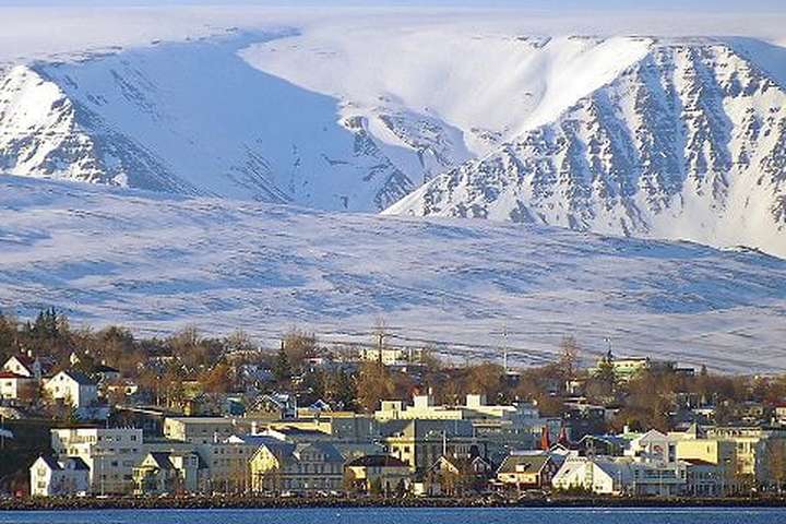 Karlmaður ákærður fyrir gróft kynferðisbrot gegn 13 ára stúlku