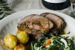 Fyllt lambalæri með kryddjurtum og parmesanosti