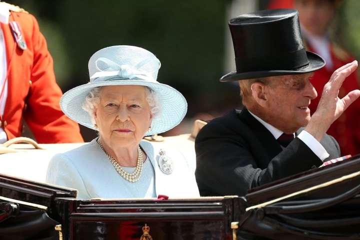 Hvernig er að vinna í Buckingham-höll? – Í þjónustu hennar hátignar