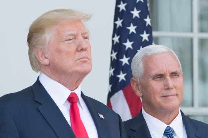 Mike Pence tilkynnir opinbera heimsókn til Íslands