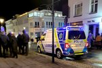Lögreglan stöðvaði átta jólaseríubíla í nótt