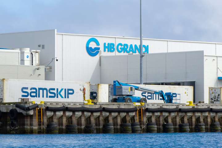 Um 60 milljarða eignir