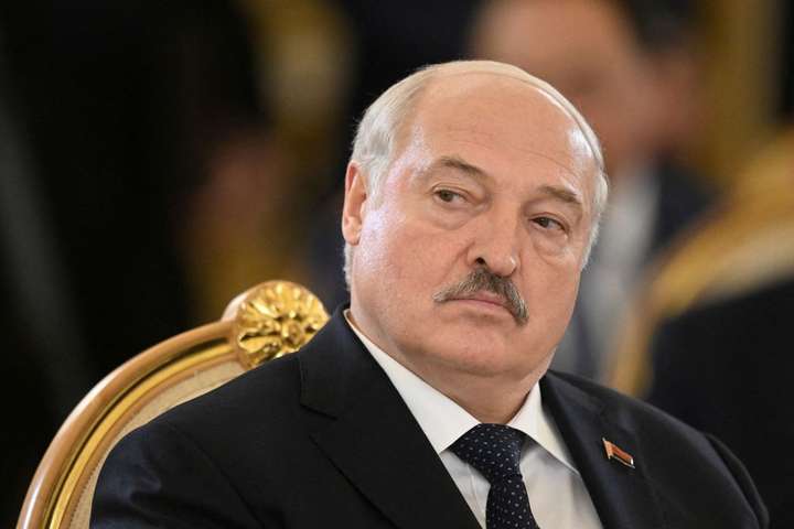 Lukashenko slær á sögusagnir: „Wagner mun ekki gæta neinna kjarnorkuvopna“