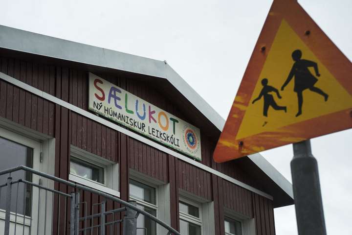 Neyðarkall til yfirvalda frá aðstandendum: „krefjumst þess að leikskólanum Sælukoti verði lokað“