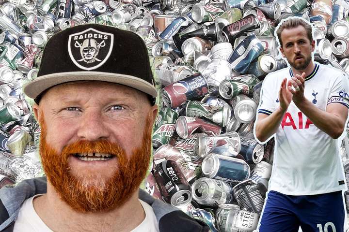 Hjálmar gaf vini sínum dósatunnu: „Tek alltaf plast með mér erlendis og hendi því þar“