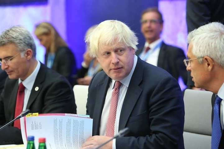Boris Johnson mætir fyrir dóm vegna gruns um að hann hafi blekkt almenning í Brexit-kosningum