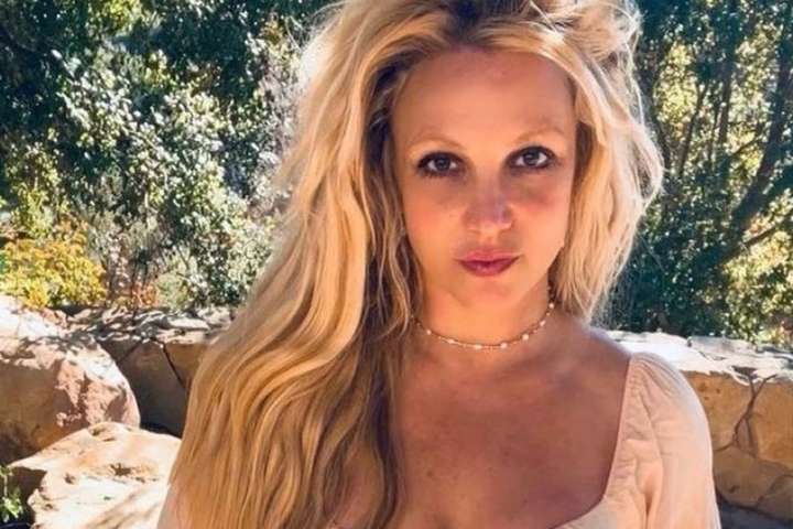 Britney Spears með óvenjulegan dans: „Ok, ég var svolítið brjáluð þennan dag“