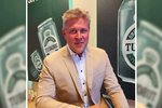 Bjarni Benediktsson látinn auglýsa bjór
