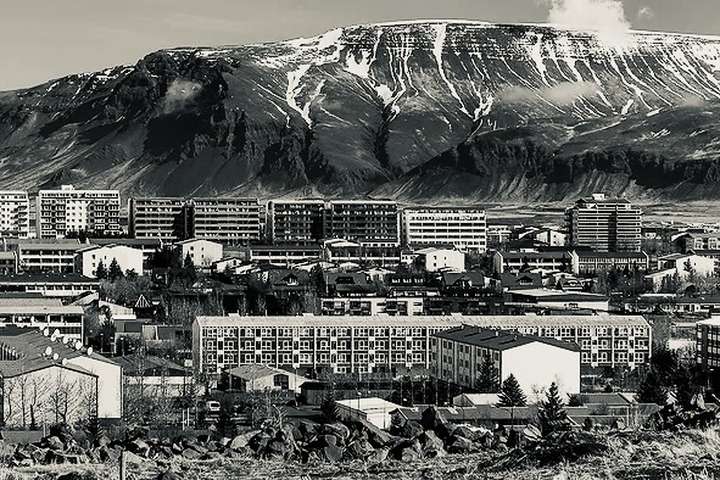 Kveiktu ítrekað í fjölbýlishúsum í Breiðholti – Stefndu lífi 80 íbúa í hættu