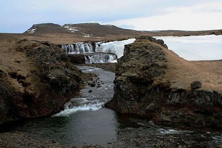 Tröllin í Rauðsgili og töfrar Fellaflóa
