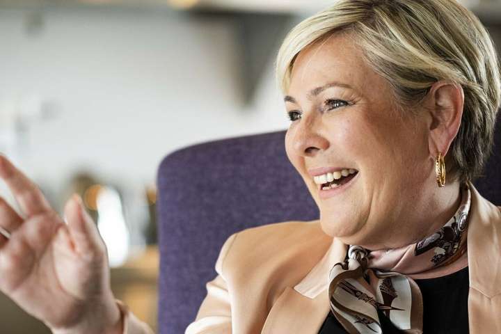 Íslenska Höllu forseta