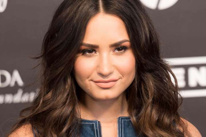 Demi Lovato fer með hlutverk í Eurovision-mynd Will Ferrell