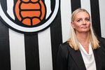 KR afneitar karlrembuauglýsingu stuðningsmanna félagsins: „Við erum mjög stolt af stelpunum okkar“