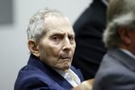 Meðlimir kviðdómsins látnir horfa á brot úr The Jinx