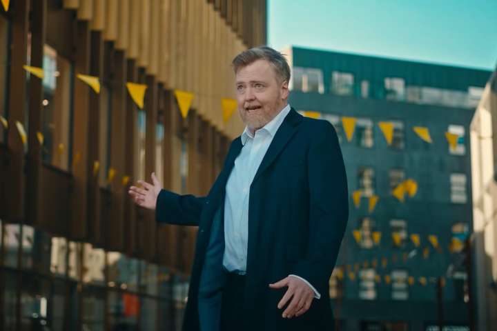 Miðflokkurinn vinsælastur – Nokkrir flokkar tæpir að ná mönnum inn