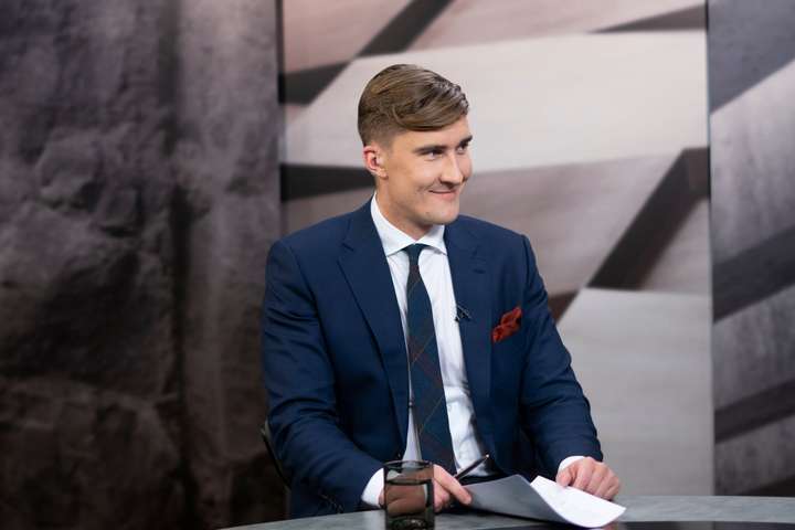 Rifja upp gömul skrif Snorra: „Ekkert stórslys ef íslenskan yrði að víkja fyrir öðru tungumáli“