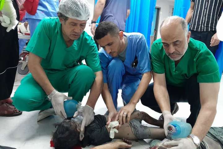 Einn þekktasti læknirinn á Gaza pyntaður til dauða í ísraelsku fangelsi -MYNDBAND