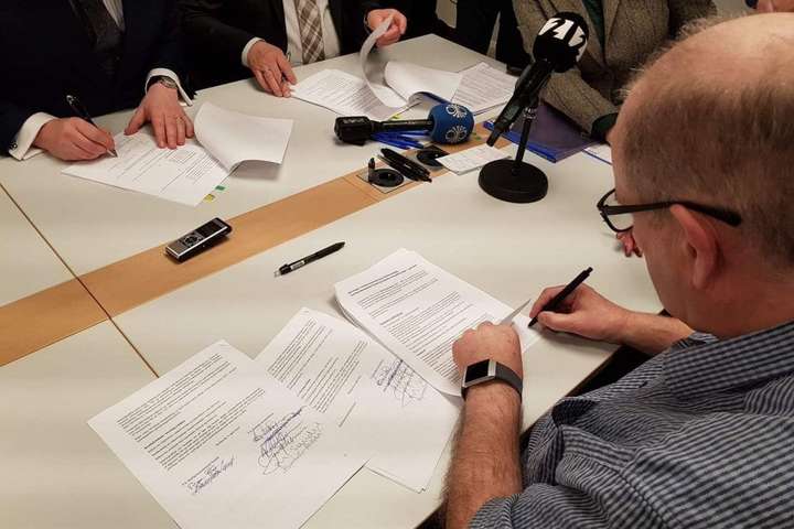 Eins og fyrirtæki séu að „hvetja til þess að kjarasamningarnir séu felldir“