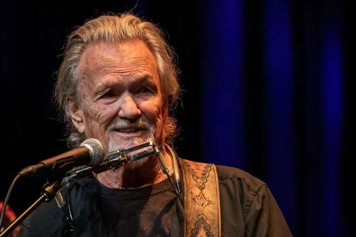 Kris Kristofferson er látinn: „Þakka ykkur fyrir að elska hann í öll þessi ár“