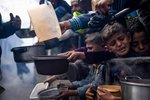 Nítján svangir Palestínumenn drepnir: „Enn hægt að afstýra þessari manngerðu hungursneyð“