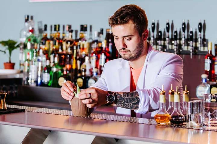 Leyndardómurinn á bak við hönnunina – MIAMI BAR